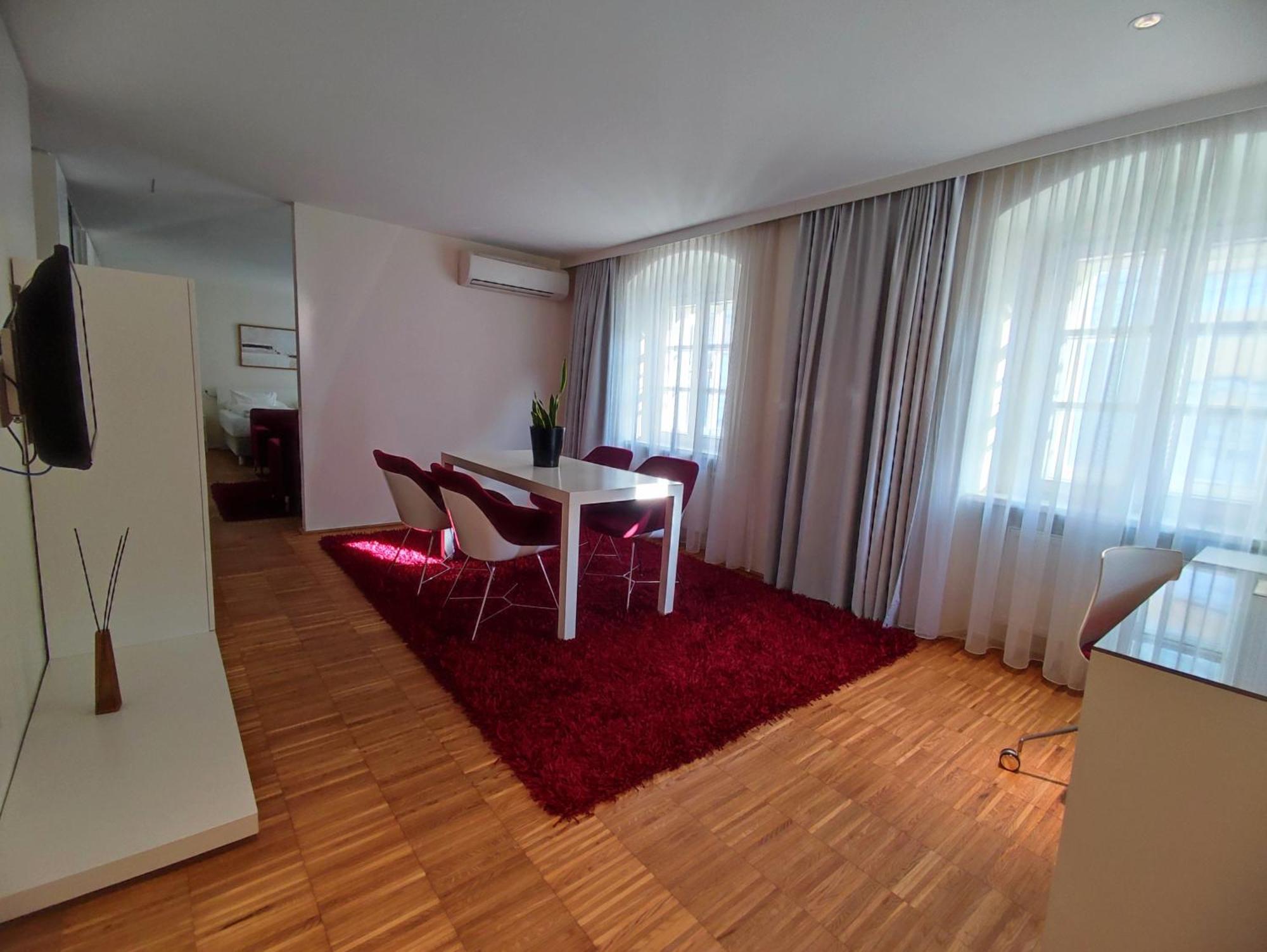 Hotel Am Domplatz - Adult Only Linz